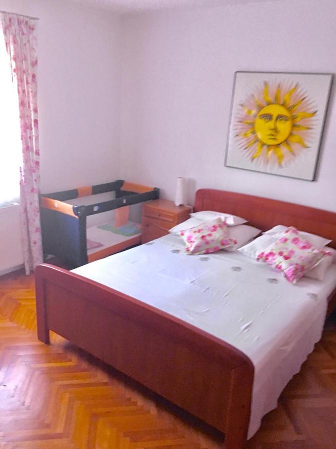 Appartamento Haus Grace Kaštela Esterno foto